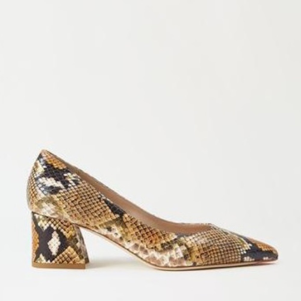 NWOB Mavette Sorella Pumps in Snakeskin